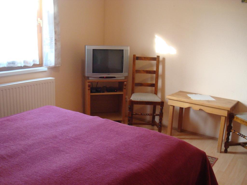 Cserhatvoelgy Panzio Alsotold Zimmer foto